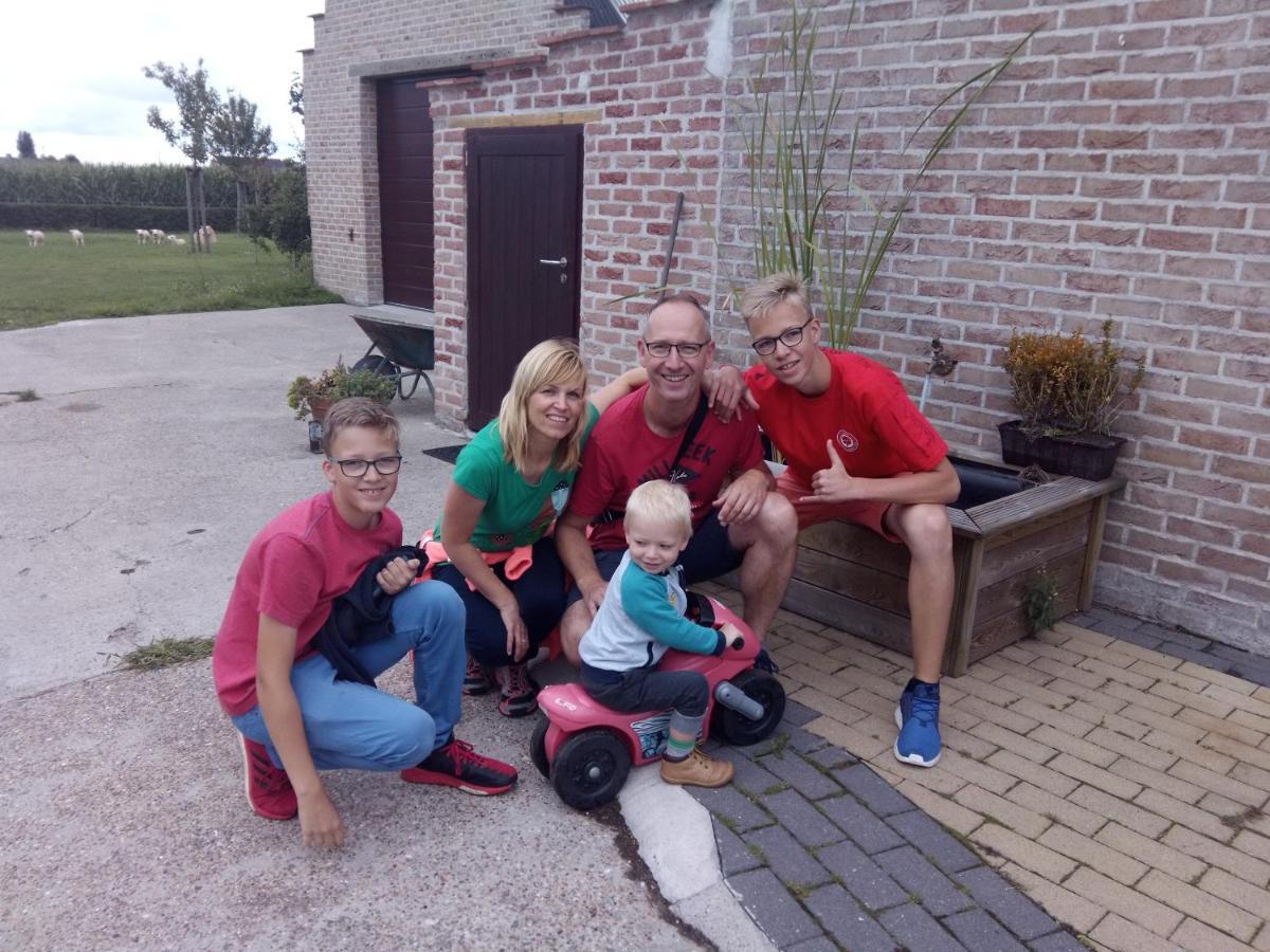 B&B Blauwkasteelhof Koekelare Eksteriør billede